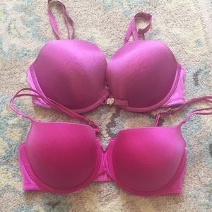 Set of 2 Victoria’s Secret Very Sexy Bras